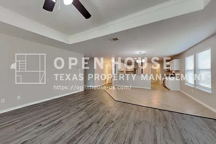 7906 Buffalo View Ln — Photo 5