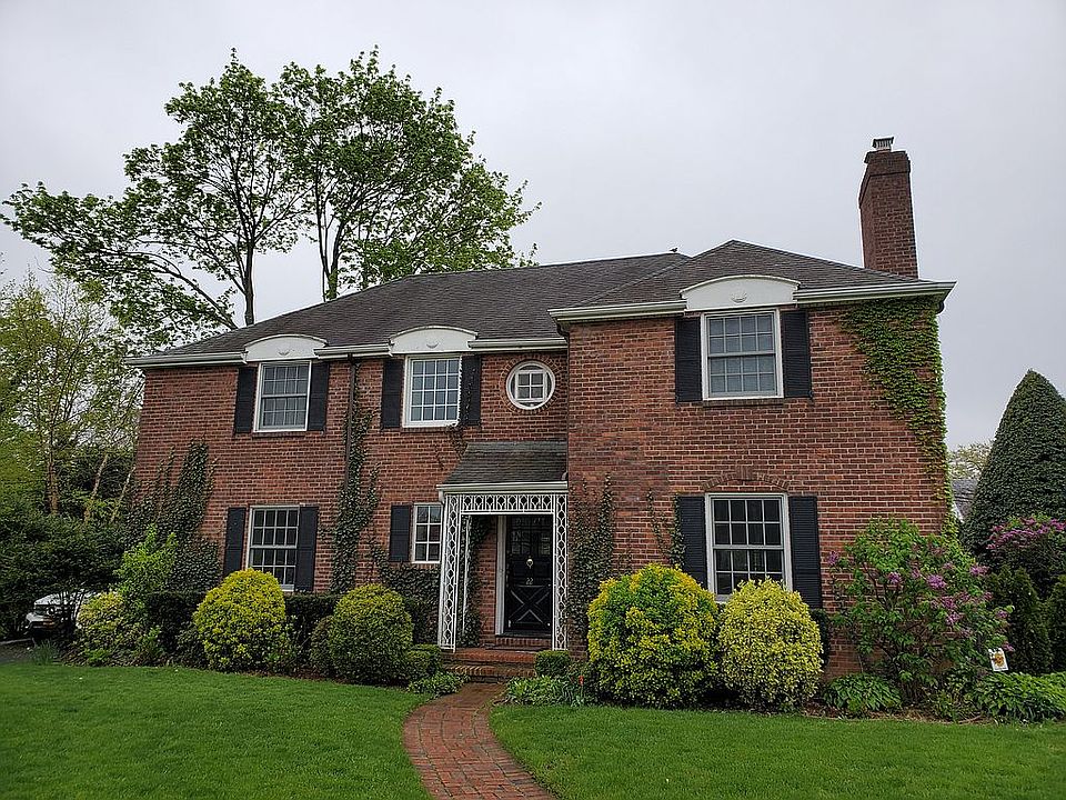 1st image of 22 Cedar Pl