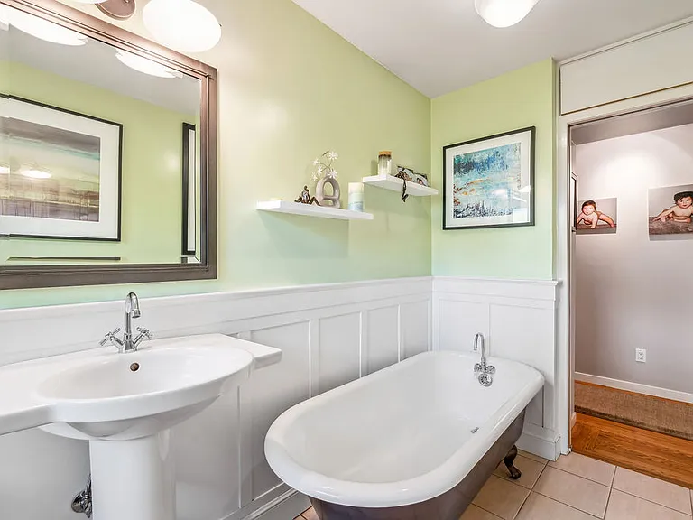 Claw Foot Tub