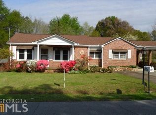 281 Harris St, Toccoa, GA 30577