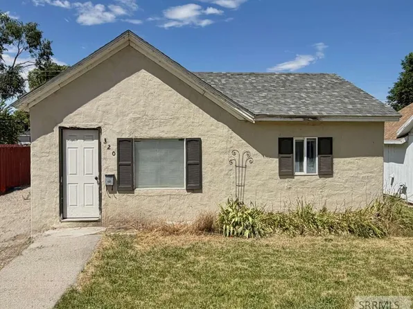320 Lincoln St, American Falls, ID 83211