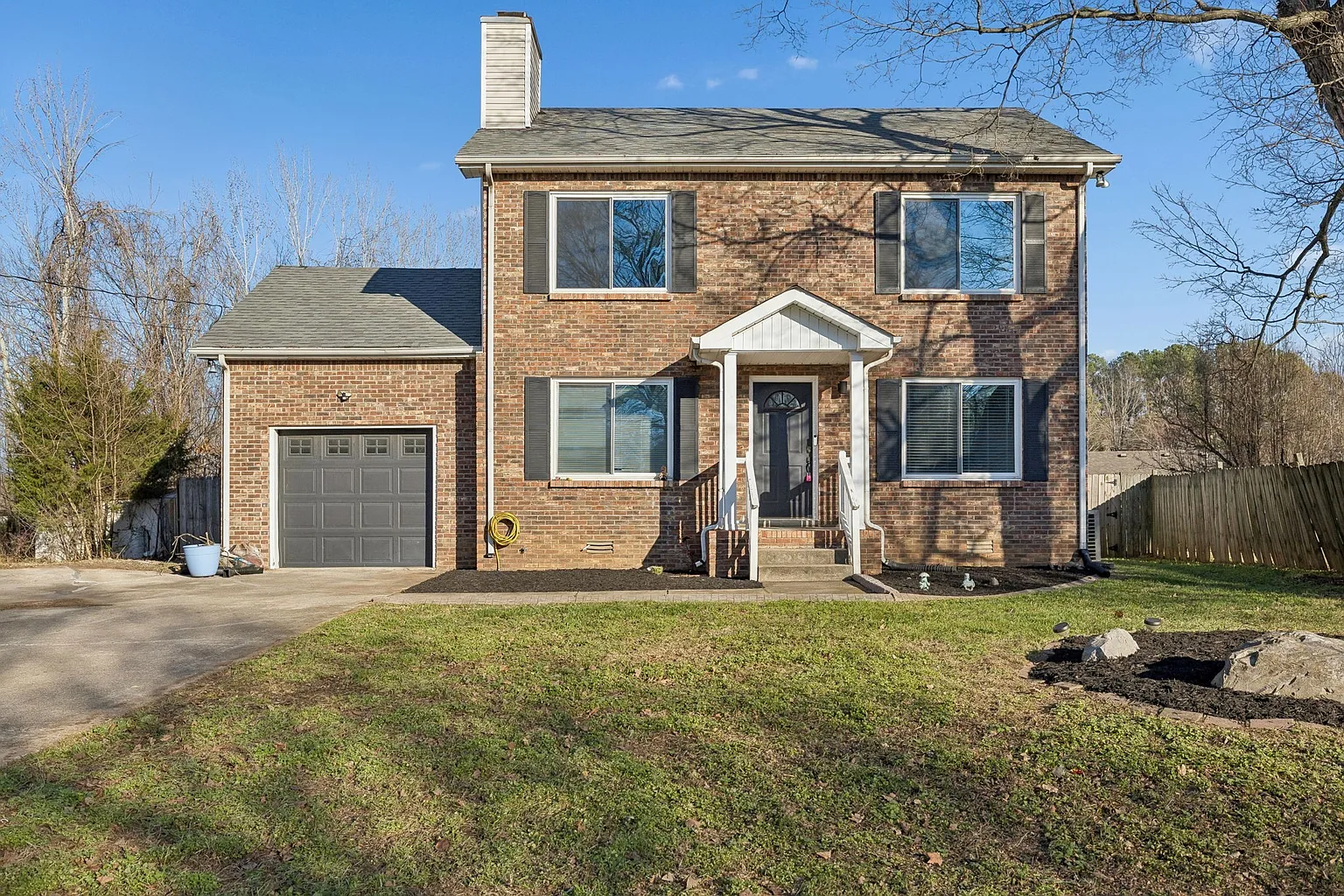 342 Brook Mead Dr photo 1