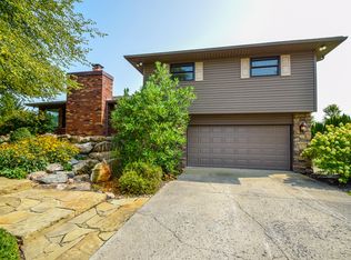 1433 S Rangeline Rd, Ludlow Falls, OH 45339