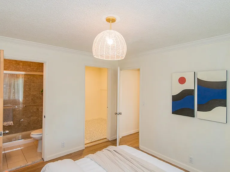 214 S Avenue 50 #1/5 — Photo 12