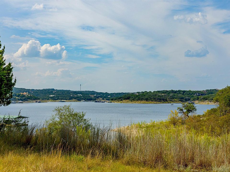 1st image of 156 Lakefront Dr