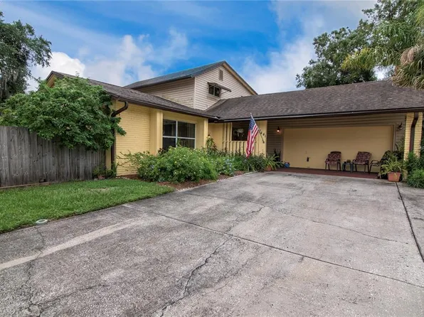 7441 Oakvista Cir, Tampa, FL 33634