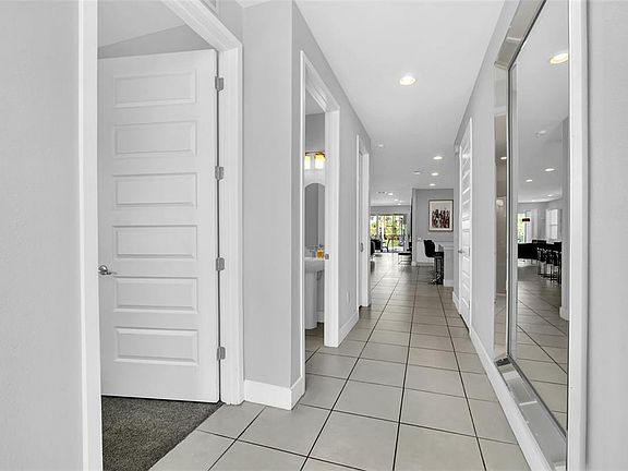 4th image of 7607 Mackinaw Ln