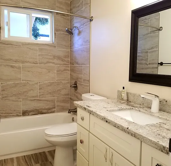 4760 Castlewood Dr — Photo 11