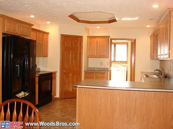 3rd image of 4055 Northview Dr