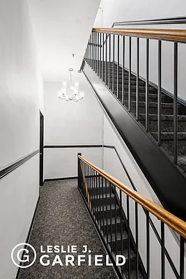 Rented by Leslie J. Garfield | media 13