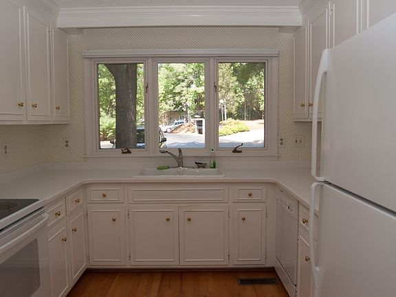 Nice updated kitchen