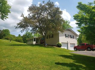 281 Benge Trail Ln, Gate City, VA 24251