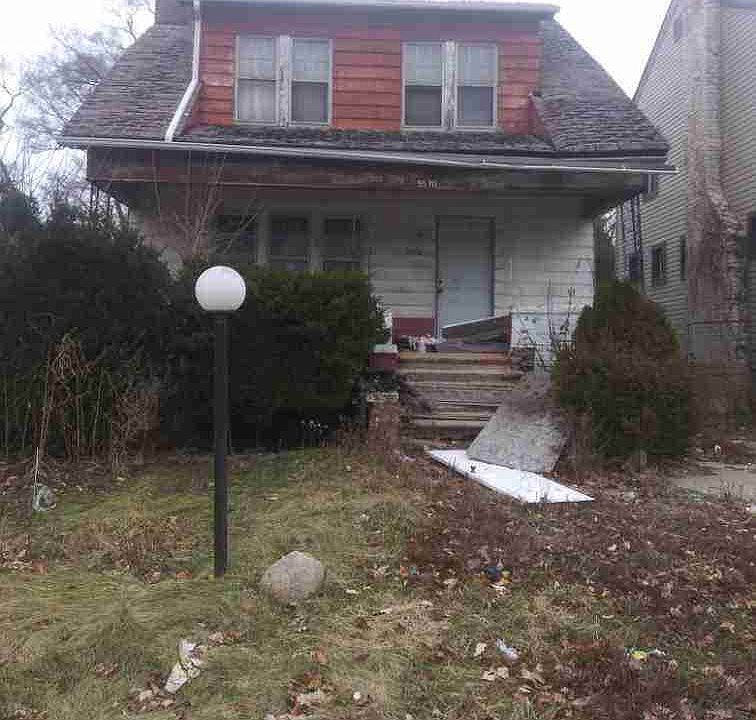 5570 Linsdale