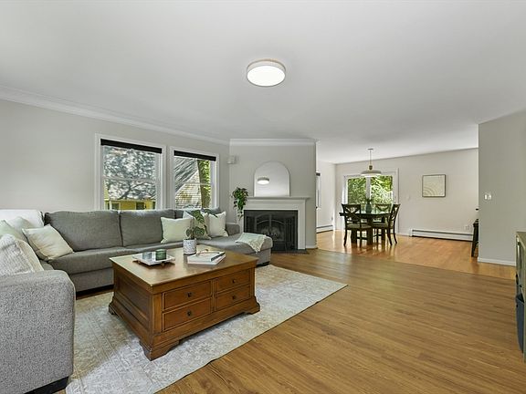 3rd image of 56 Bolton Woods Way