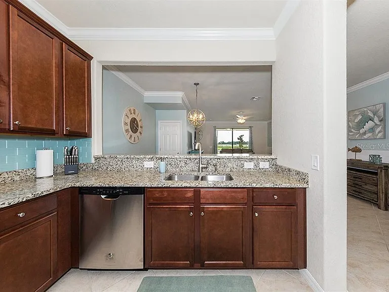 20169 Lagente Cir — Photo 6