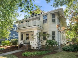 25 Westbourne Rd #25, Newton Center, MA 02459