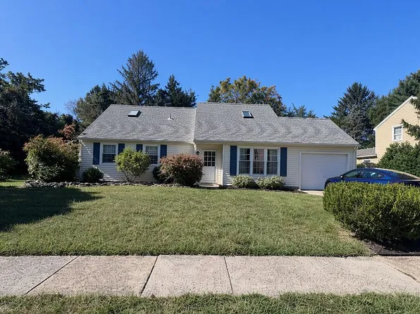 331 Ashford Rd, Toms River, NJ 08755