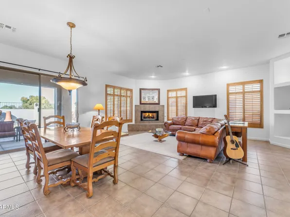 2012 E VALENCIA Drive, Phoenix, AZ 85042