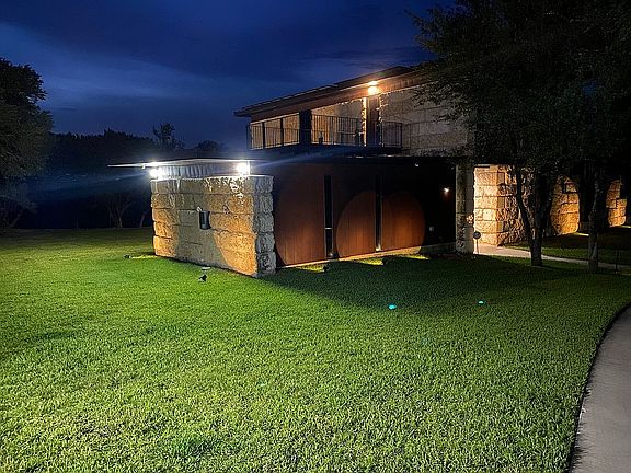 5th image of 1394 E Creekview Dr