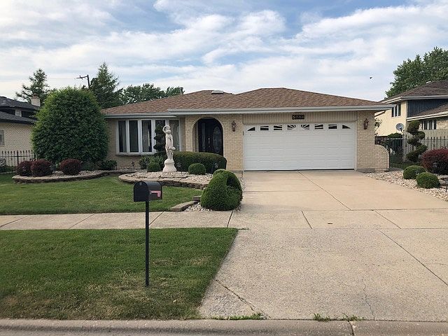 1st image of 5744 W 89th Pl