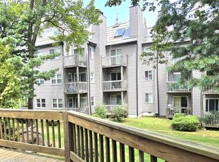 215 East Valley, Claysburg, PA 16625
