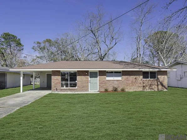634 E Rome St, Gonzales, LA 70737