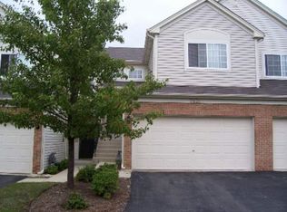 245 Nicole Dr UNIT E, South Elgin, IL 60177