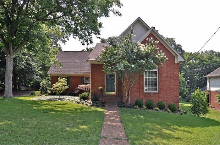 1st image of 6620 Autumnwood Dr