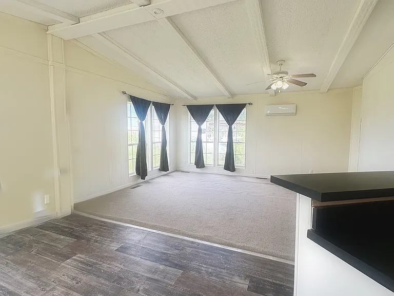 12457 FM 1392 — Photo 1