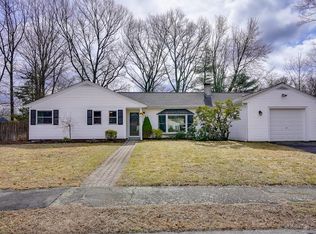 44 Hemlock Dr, Natick, MA 01760