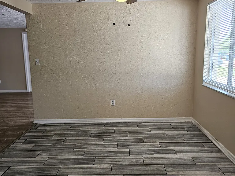 3521 Allandale Dr — Photo 17