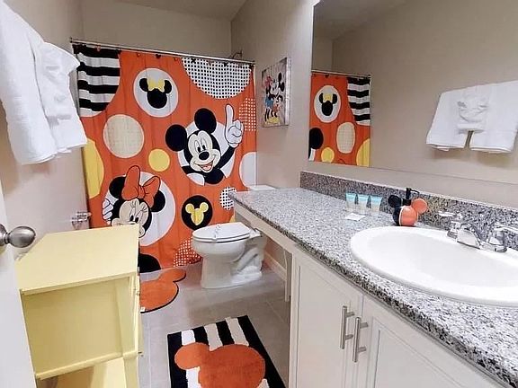 4th image of 5122 Crown Haven Dr