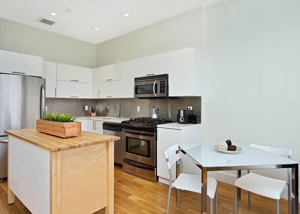 1st image of 582 Marcy Ave #1B
