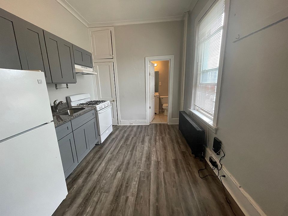 1st image of 1242 W Allegheny Ave #1F