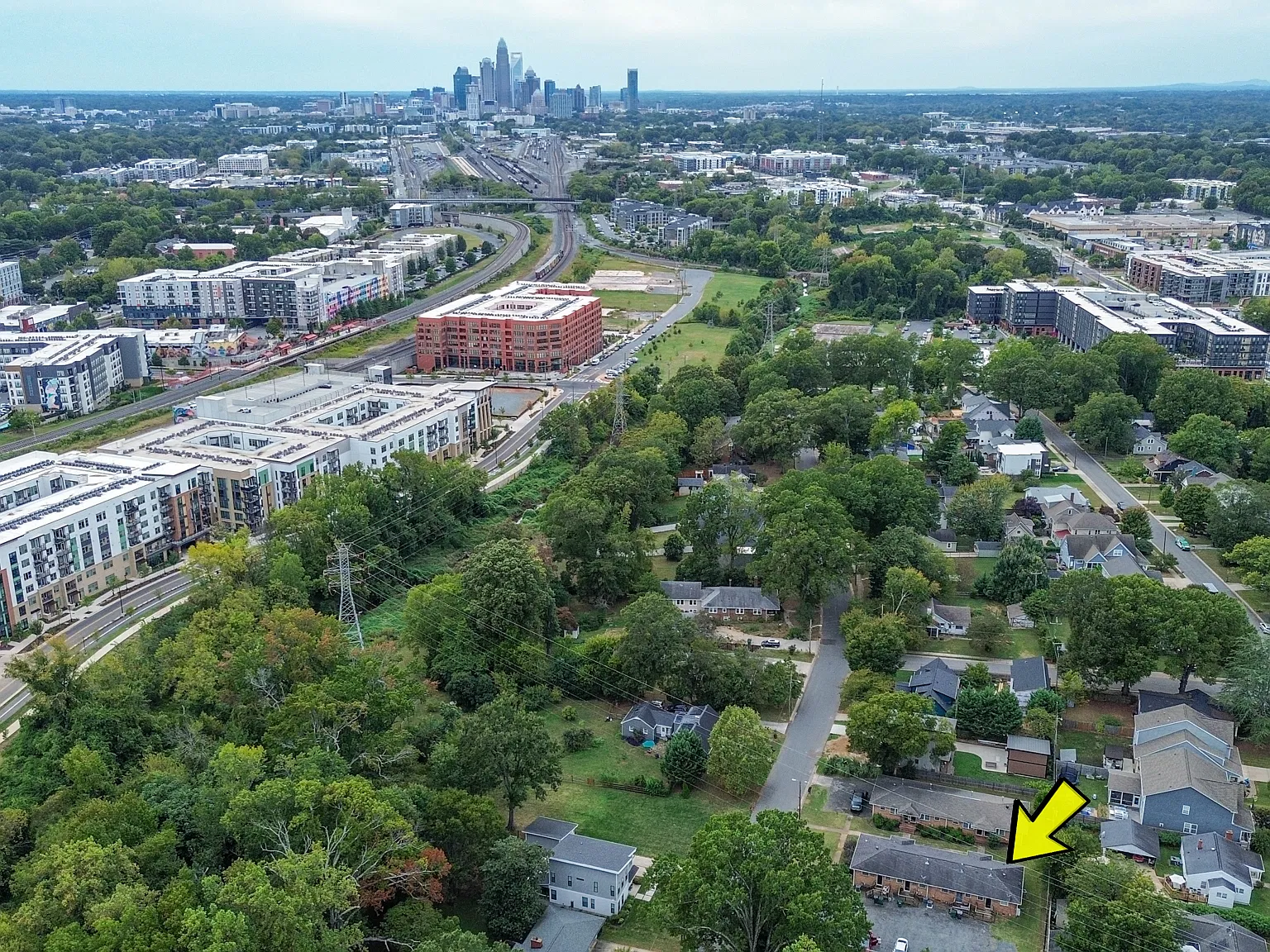 1 bed, 550 sqft, $1,200 — Photo 1