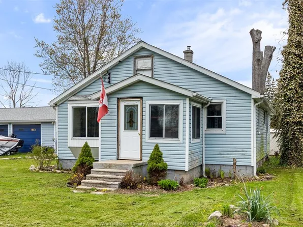 855 Erie Ave W, Kingsville, ON N9Y 3C9