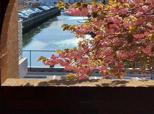 208 Westend Ave APT 11C, Freeport, NY 11520