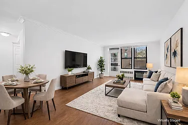 35-20 Leverich Street