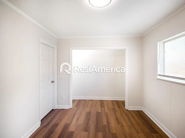 940 Dillworth St — Photo 16