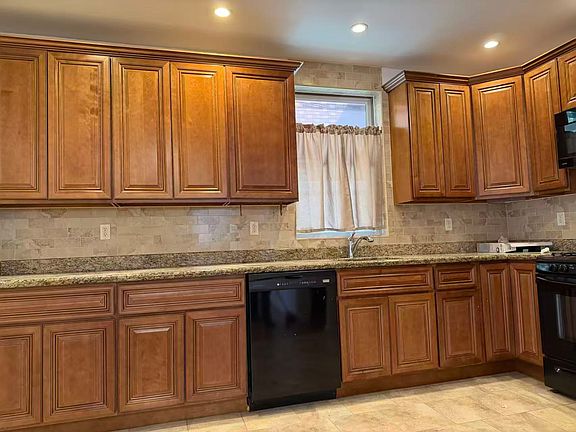 2nd image of 1552 73rd St #1