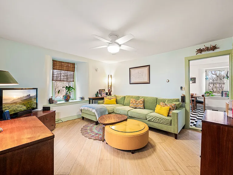 20 N Brandywine Ave — Photo 4