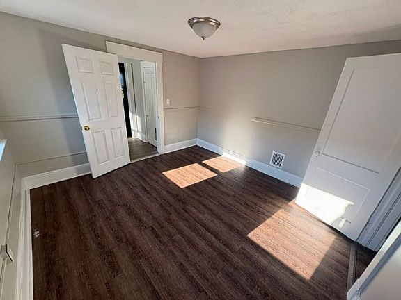 2nd image of 12 Harding Pl #3A