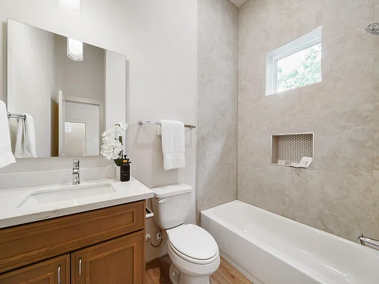 861 Rachel St #E — Photo 22