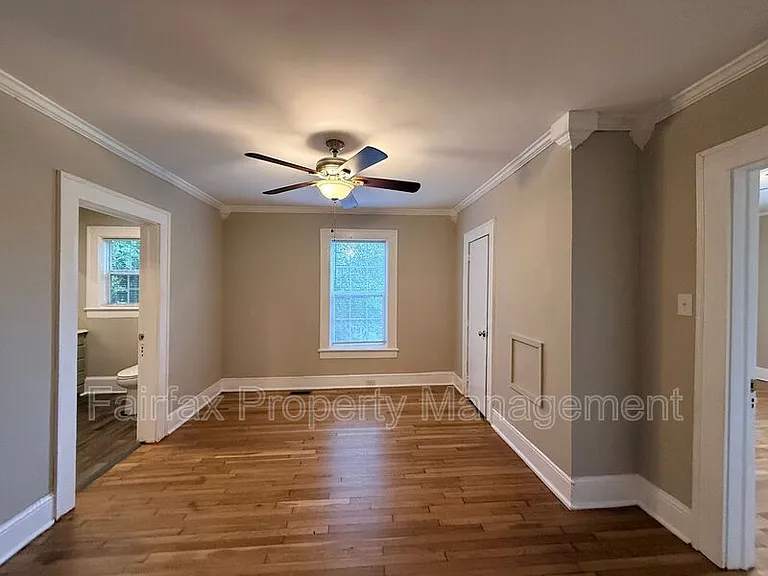 912 Massey Ave — Photo 7