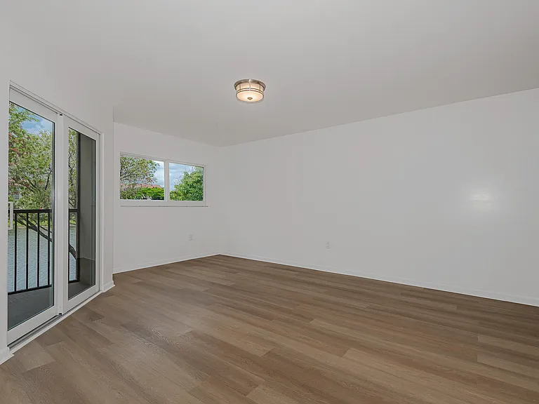 13800 SW 14th St #211C — Photo 6