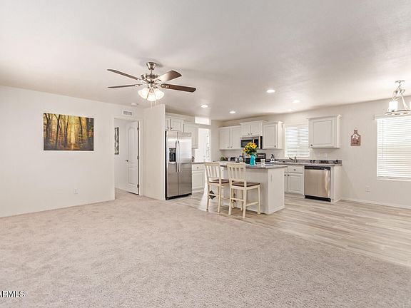 5th image of 2120 E Bluefield Avenue #140
