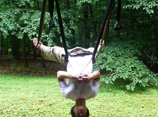 10430 Hunter View Rd, Vienna, VA 22181