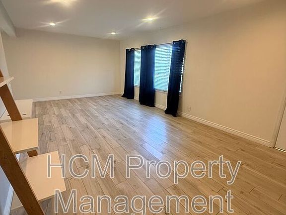 4th image of 16065 Mount Pico Ct