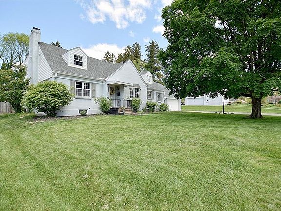 2nd image of 1117 Belvoir Ave