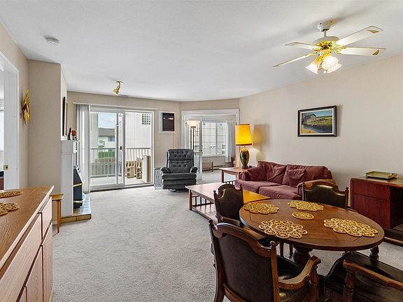2nd image of 45660 Knight Rd #103